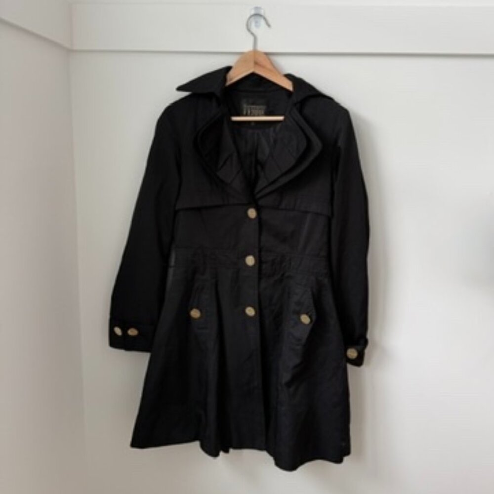 GIANFRANCO FERRE Black Trench Coat “Business Leisure” Italy Gold Logo